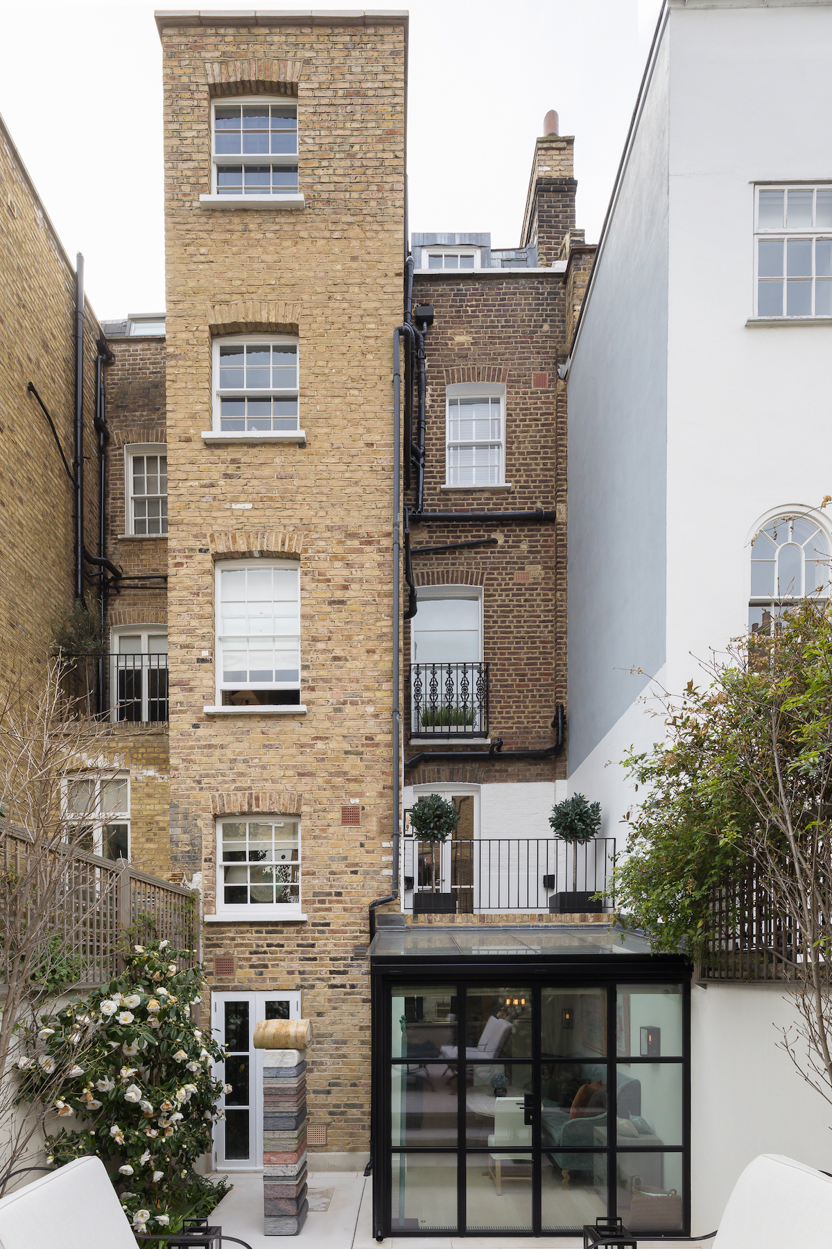 Knightsbridge House